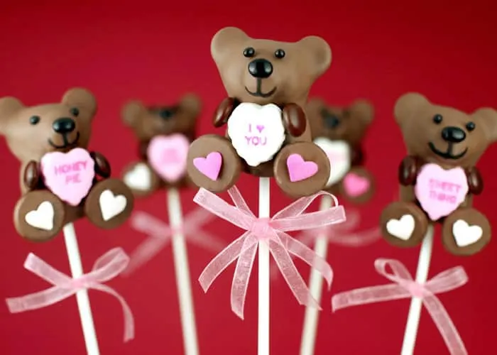 Teddy Bear Valentine Cake Pops