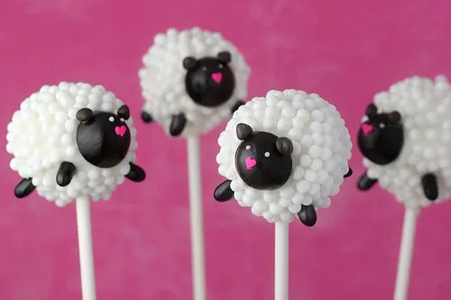 Bakerella Sheep Cake Pops